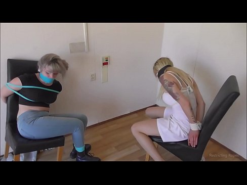❤️ Woledzera / womangidwa komanso wotsekeredwa / msungwana wovutika Zolaula fb zolaula ny.com-porn-hat.ru  ❌❤